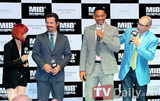 组图：《黑衣人3》首尔红毯秀 WG成员先艺惠林助阵