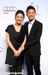 组图：张曼玉华贵出席活动 胡可沙溢助阵晒幸福