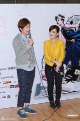 组图：梁静茹演唱会落幕 与表哥同台合唱