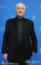 高清组图：阿明-缪勒-斯塔尔现身 被授予终身成就奖