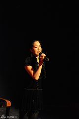 高清组图：繁星戏剧村小剧场音乐会剧照