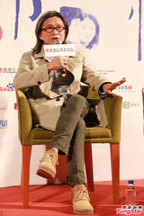 组图：陈可辛获导演奖感意外 力赞冯小刚