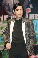 组图：萧敬腾自曝情人节前曾被甩 粉丝呼唤雨神