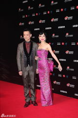 组图：2012新浪微博之夜红毯-众女星竞艳