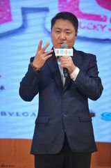 组图：《非常幸运》首映 章子怡大胆问情王力宏