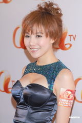 组图：亚视2012节目巡礼 鲍起静关楚耀亚姐助阵