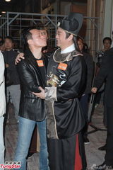 组图：关咏荷欧阳震华《情逆三世缘》开镜拜神