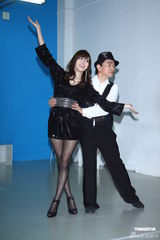 组图：《我猜》正式更名 侯佩岑主持搭档吴宗宪