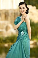 组图：刘梓娇初春纯美写真清丽素雅