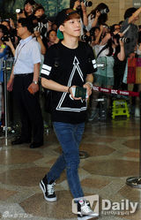 组图：SJ少女时代EXO等赴京录制中韩歌会