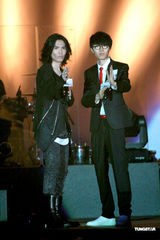 高清：萧敬腾方大同同台献唱 联手周柏豪卖力演出