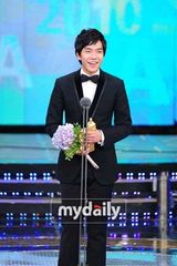 组图：韩国演员高贤贞获2010SBS演技大奖