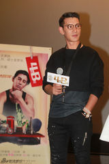 组图：《4楼B座》首映 蒲巴甲等齐对付辛博使坏