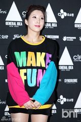 组图：miss A成员佳MIN与南宫民等助阵时装展