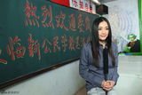 组图：南都娱乐周刊之明星到访新公民学校-秦岚