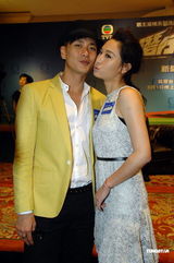 组图：徐子珊怨黄宗泽胡须扎人 陈法拉称吻戏不卫生