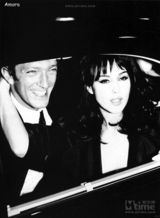 组图：贝鲁奇卡索宣布离婚 14年爱情神话终结