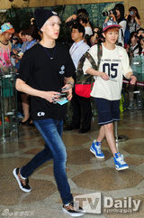 组图：SJ少女时代EXO等赴京录制中韩歌会