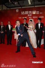 组图：《法证先锋III》试造型 佘诗曼遗憾缺席