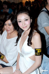 幻灯图集：熊黛林和Angalebaby性感助阵模特选秀