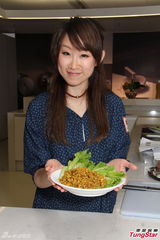 组图：王菀之靠厨艺找男友 杨思琦不担心禽流感