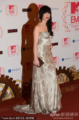 组图：2012MTV欧洲音乐大奖众星红毯璀璨