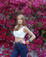 高清组图：法国第一夫人布吕尼写真秀法式性感