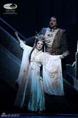 高清组图：国家大剧院版《图兰朵》再演 气场强大