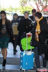 组图：萧敬腾再遭恐吓 出席活动特携萌宠作陪