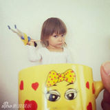 组图：杯子宝宝创意照走红 妈妈齐呼卡哇伊