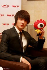 高清组图：对话韩星丁一宇 想和汤唯合作努力学中文