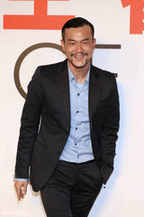 组图：廖凡上海时尚派对型男造型酷劲十足