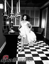 幻灯图集：英国美女凯特-贝金赛尔登《Vogue》秀优雅