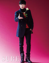 高清组图：韩星南宫民杂志写真调皮活泼