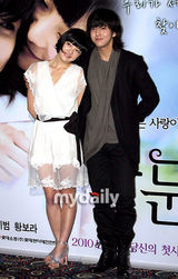 幻灯图集：金基范黄宝拉甜蜜亮相宣传《注文津》