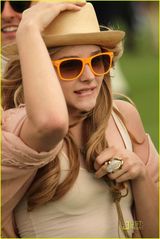 高清组图：《海扁王》小萝莉清爽造型和两兄弟亮相