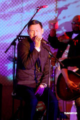 幻灯：张学友推全新大碟 因版税问题或将被无线封杀