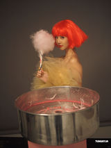 组图：薛凯琪变身粉嫩糖果妹 棉花糖配纱裙甜美可爱