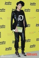 组图：《星星》福子出身名模 女屌丝实为白富美