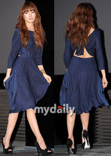 组图：尹恩惠露背装亮相 朴寒星车艺莲宣传新片