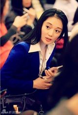 组图：张慧君工作照曝光 被称气质姐