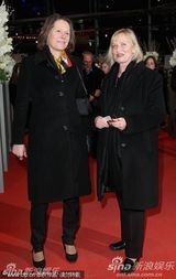 文德斯搂娇妻撑《皮娜》首映 德国总统夫妇秀恩爱