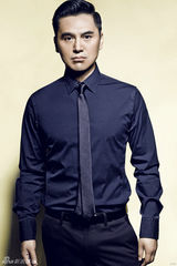 组图：淳于珊珊质感写真诠释西装熟男魅力