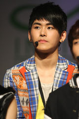 高清图：韩国新人组合‘INFINITE’出道Showcase 