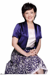 组图：李静携静家族最强阵容摇滚时尚style贺岁