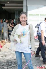 组图：林忆莲出席狗狗同乐日 陈嘉桓呼吁领养