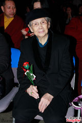 组图：梅艳芳逝世十周年 圈中好友登台悼念