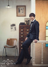 组图：韩男演员徐道英公开婚纱照 浮现幸福笑容