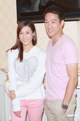 组图：《幸福摩天轮》杀青 钟嘉欣陈智燊否认绯闻