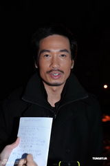 组图：郑少秋不识新老板 不谈期待只想做好本分